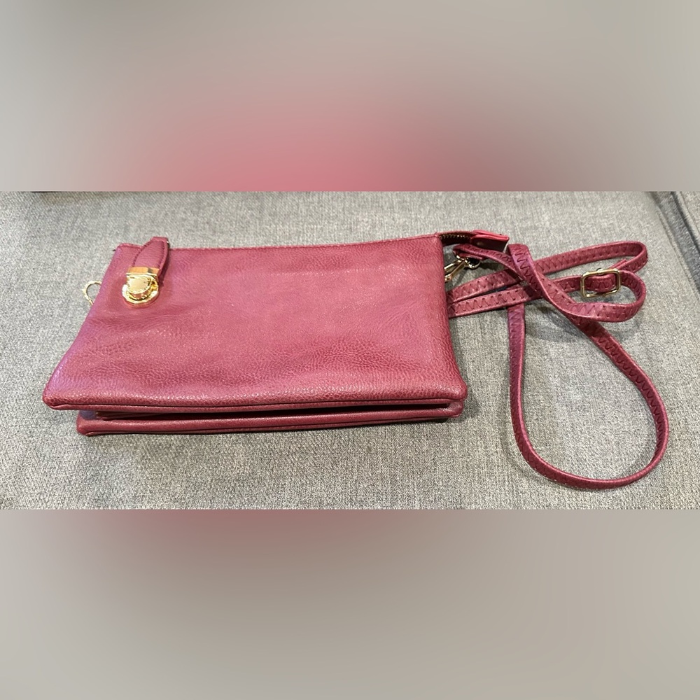 Elegant Burgundy Women's Crossbody Clutch